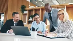 Benefits of outsourcing accounting services